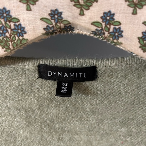 Dynamite cropped sweater - Picture 2 of 3